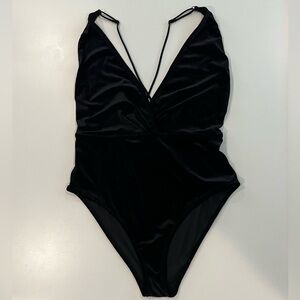 NWOT Wishlist velour bodysuit. Size large